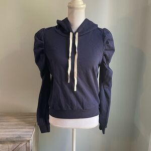 Lea & Viola Navy Puffed Shoulder Cropped Pullover